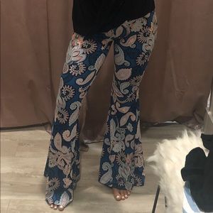 Chatoyant flare pants